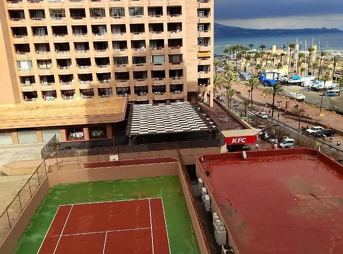 Bright With Sea View, Fuengirola, 50 M², Pool Apartment Fuengirola